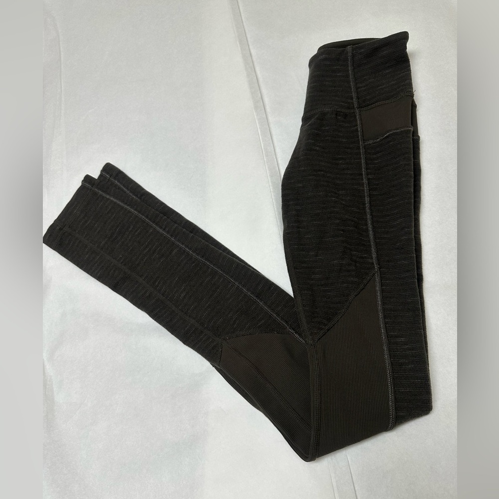 Lululemon Dark Green Striped Rib Knit Accents Mid-Rise Leggings💚 - Picture 5 of 7